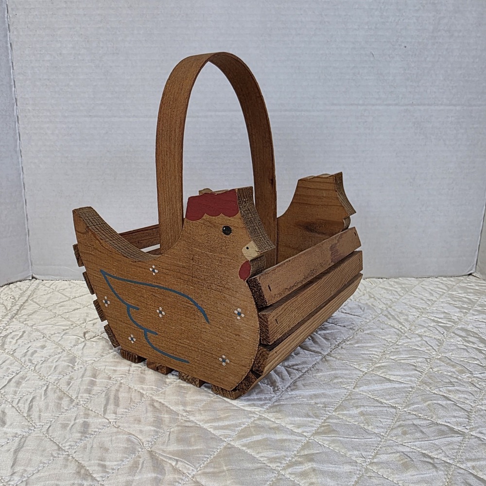 Vintage Cottagecore Wooden Eggs Basket Hearts Chickens Kitschy Country